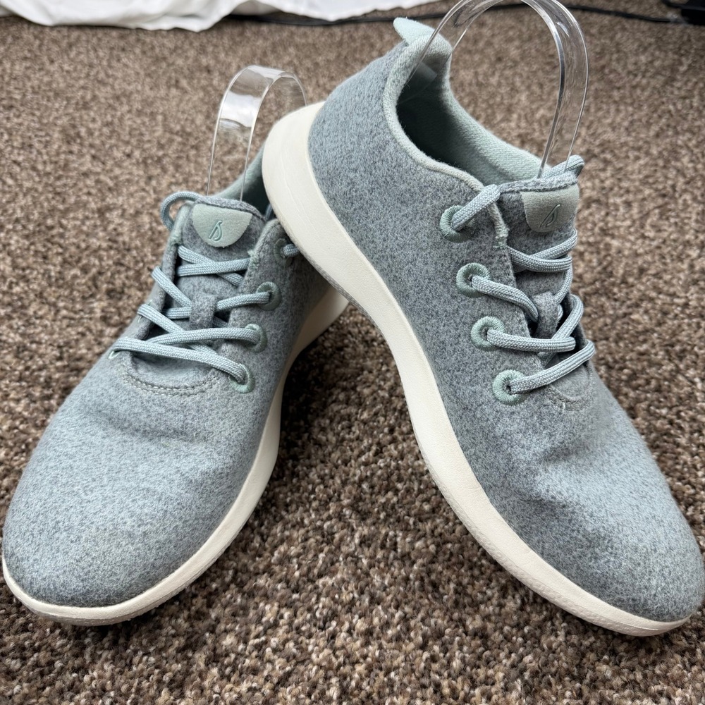 Allbirds Wool Runners Mens 10 Light Blue Grey Sneakers Walking Shoes WRIM10